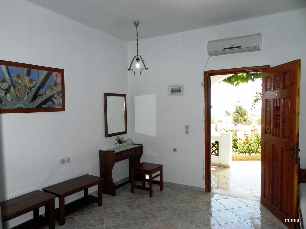 Mihalis Studios Lakki  Номер фото